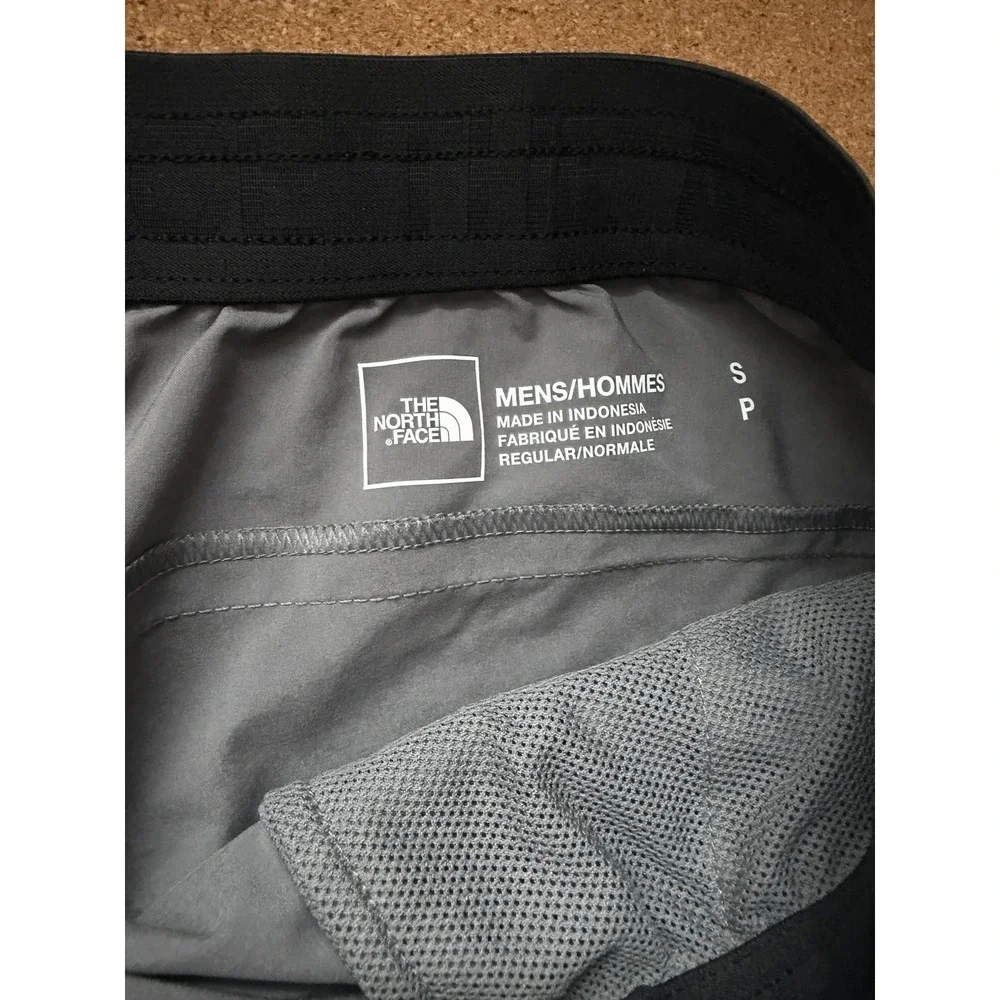 The North Face‎ Men's FlashDry-XD Shorts Gray Size Small Athletic Hiking